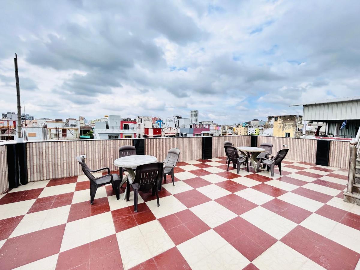 Bluo Lake View Newtown - Boutique Hotel Калькутта Экстерьер фото